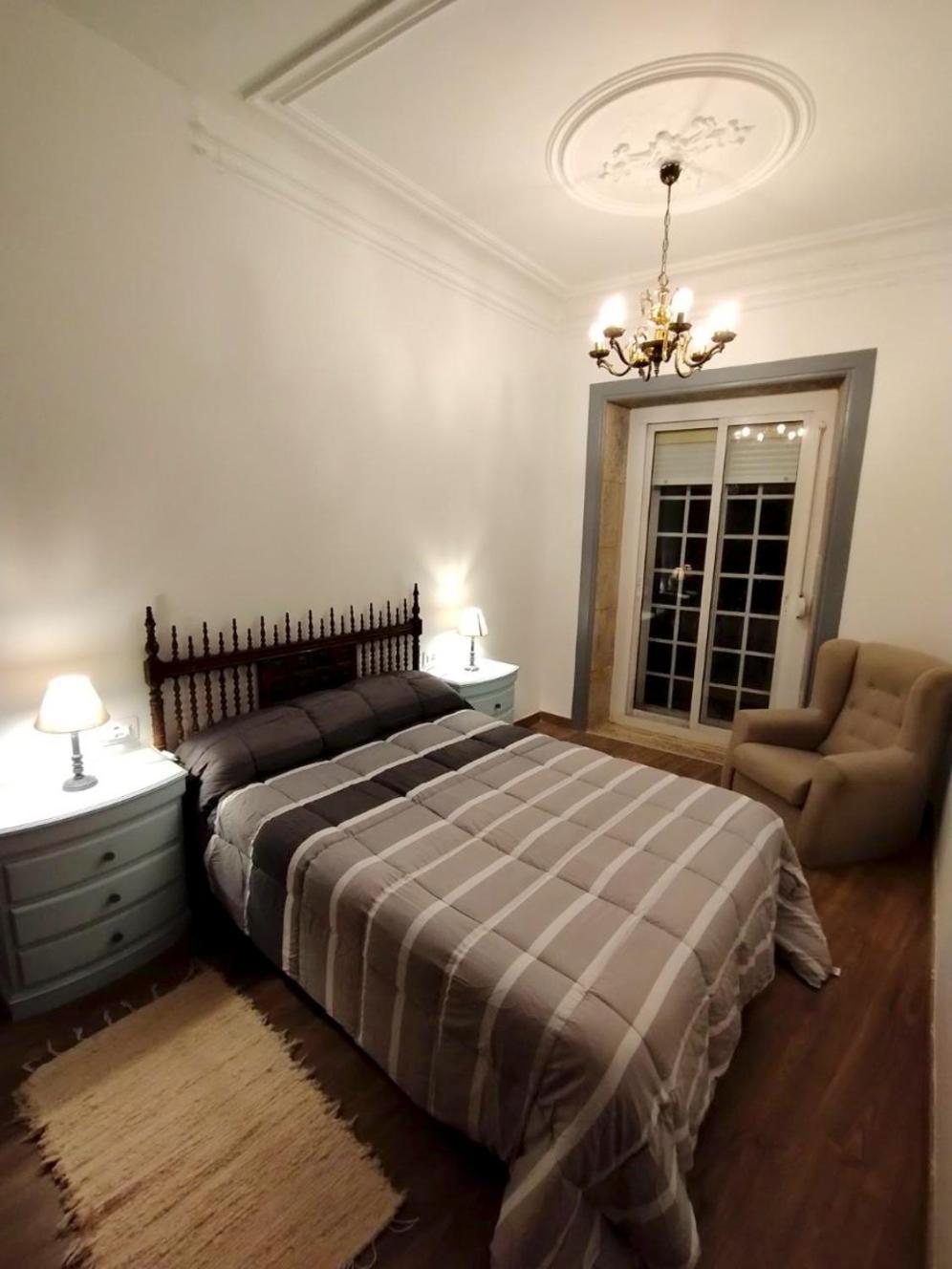 Piso Centrico De Tres Dormitorios Reformado Del S XIX Vigo Zewnętrze zdjęcie